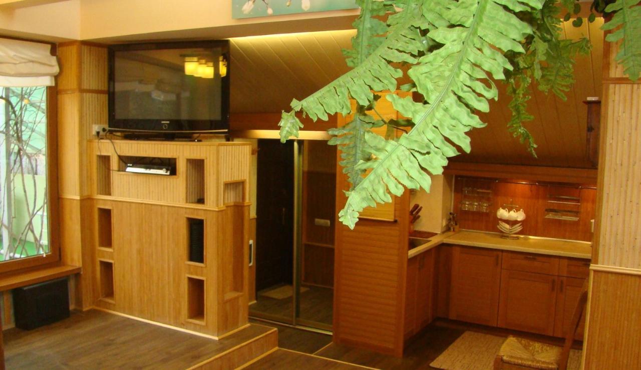 Jungle - Дом-Сказка У Моря Odesa Exterior foto