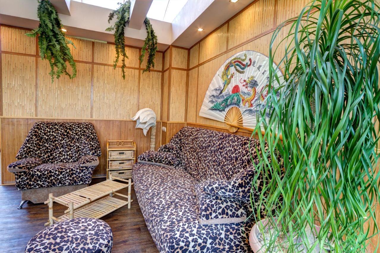 Jungle - Дом-Сказка У Моря Odesa Exterior foto